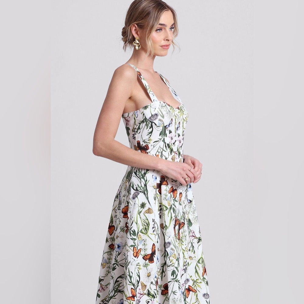Avec Les Filles Botanical Fit & Flare Midi Dress in Butterfly Floral - Picture 3 of 17